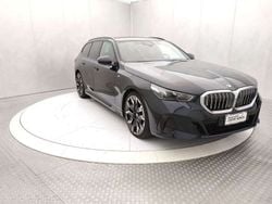 Blu Usata 2024 BMW 520 M Sport Tre volumi | 55.700 € (Buon prezzo)