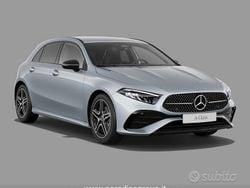 Grigio Nuova 2025 Mercedes 180 Tre volumi | 46.854 €