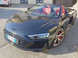 Nero met Usata 2023 Audi R8 Spyder Performance Cabrio | 179.570 € (Molto cara)