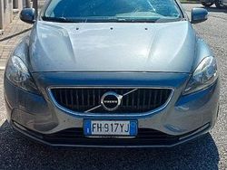Grigio Usata 2017 Volvo V40 Station wagon | 8000 € (Buon prezzo)