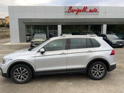 Argento Usata 2022 VW Tiguan Life SUV | 24.800 € (Super prezzo)