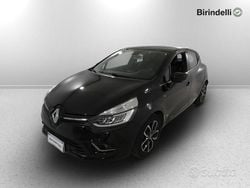 Nero Usata 2019 Renault Clio Monovolume | 13.250 € (Molto cara)