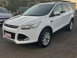 Bianco Usata 2015 Ford Kuga Titanium SUV | 8800 € (Buon prezzo)