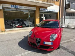 Rosso Usata 2015 Alfa Romeo MiTo Due volumi | 8200 € (Molto cara)