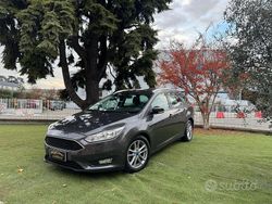 Grigio Usata 2017 Ford Focus Business Edition Station wagon | 9499 € (Buon prezzo)