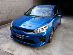 Blu/azzurro Usata 2022 Kia Rio GT-Line Tre volumi | 17.200 €