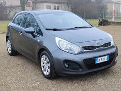 Nero Usata 2014 Kia Rio Active Tre volumi | 5500 € (Ottimo prezzo)