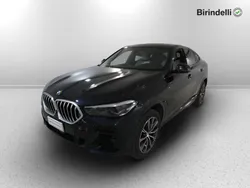 Carbonschwarz metallizzato Usata 2022 BMW X6 M Sport SUV | 67.000 € (Buon prezzo)