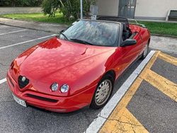 Usata 1996 Alfa Romeo Spider Lusso Cabrio | 13.000 € (Molto cara)