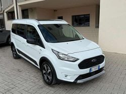 Bianco Usata 2021 Ford Tourneo Active Monovolume | 22.900 € (Molto cara)