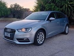 Argento Usata 2015 Audi A3 Attraction Tre volumi | 13.400 € (Buon prezzo)