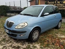 Usata 2005 Lancia Ypsilon Due volumi | 1990 €