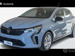 Grigio chiaro Nuova 2025 Renault Clio V Esprit Alpine Tre volumi | 18.900 € (Ottimo prezzo)