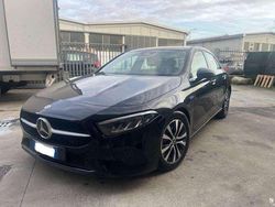 Nero Usata 2023 Mercedes A180 Advanced Tre volumi | 21.600 € (Ottimo prezzo)