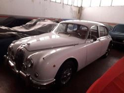Bianco Usata 1963 Jaguar MK II Tre volumi | 20.000 €