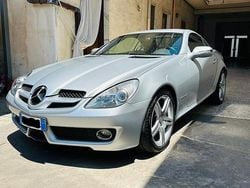 Grigio Usata 2011 Mercedes SLK200 Cabrio | 13.200 € (Ottimo prezzo)