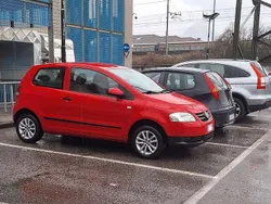 Usata 2005 VW Fox Trendline Due volumi | 2300 € (Cara)