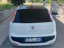 Usata 2012 Fiat Punto Due volumi | 5000 € (Cara)
