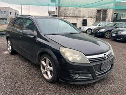 Usata 2005 Opel Astra Tre volumi | 350 € (Super prezzo)
