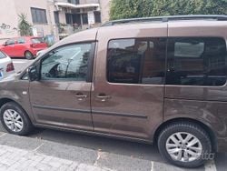 Marrone Usata 2011 VW Caddy Monovolume | 9500 €