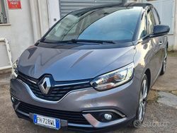 Grigio Usata 2017 Renault Scénic IV Intens Monovolume | 9999 € (Buon prezzo)