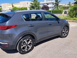 Grigio Usata 2019 Kia Sportage SUV | 17.400 € (Cara)