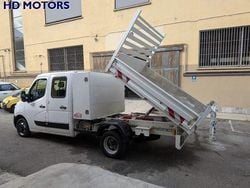 Bianco Usata 2018 Iveco Daily Tre volumi | 20.950 € (Buon prezzo)
