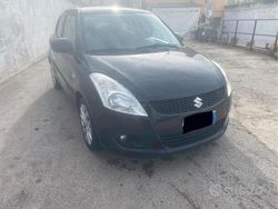 Nero Usata 2010 Suzuki Swift Due volumi | 2490 €