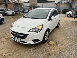 Bianco Usata 2015 Opel Corsa Coupé | 5500 € (Buon prezzo)