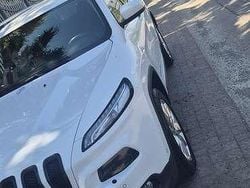 Usata 2016 Jeep Cherokee Limited SUV | 10.900 € (Buon prezzo)