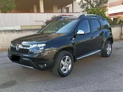 Nero Usata 2013 Dacia Duster Lauréate SUV | 7900 € (Buon prezzo)