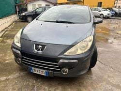 Argento Usata 2006 Peugeot 307 CC Cabrio | 4600 € (Buon prezzo)