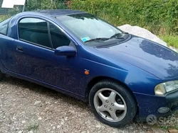 Usata 1995 Opel Tigra Tre volumi | 2100 €