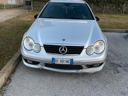 Grigio Usata 2006 Mercedes C220 Classic Coupé | 4500 € (Buon prezzo)