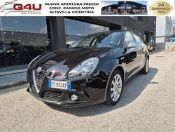 Nero Usata 2016 Alfa Romeo Giulietta Super Due volumi | 10.900 € (Buon prezzo)