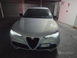 Grigio Usata 2025 Alfa Romeo Stelvio Sprint SUV | 40.000 € (Buon prezzo)
