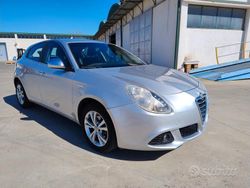 Grigio Usata 2012 Alfa Romeo Giulietta Distinctive Due volumi | 6590 € (Buon prezzo)