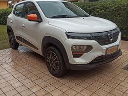 Bianco Usata 2023 Dacia Spring Comfort Plus Due volumi | 10.000 € (Buon prezzo)