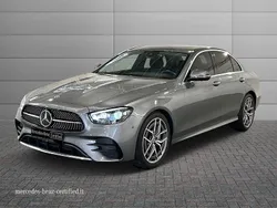 Grigio selenite Usata 2022 Mercedes E220 Premium Plus Tre volumi | 40.500 € (Buon prezzo)