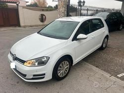 Bianco Usata 2015 VW Golf VII Trendline Tre volumi | 7800 € (Ottimo prezzo)