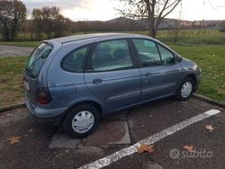 Grigio Usata 1996 Renault Scénic Monovolume | 700 €