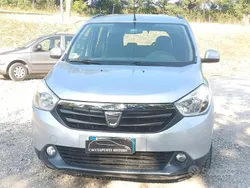 Grigio Usata 2013 Dacia Lodgy Lauréate Monovolume | 7499 € (Buon prezzo)