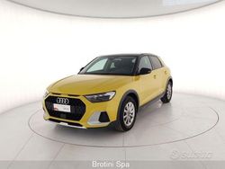 Giallo Usata 2022 Audi A1 Admired Due volumi | 22.300 € (Buon prezzo)