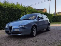 Usata 2001 Alfa Romeo 147 Distinctive Due volumi | 500 € (Super prezzo)