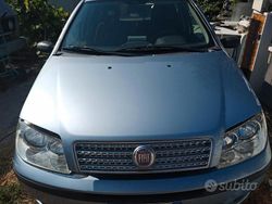 Usata 2010 Fiat Punto Due volumi | 4000 € (Cara)