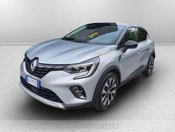 Grigio Usata 2024 Renault Captur Techno SUV | 17.900 € (Buon prezzo)