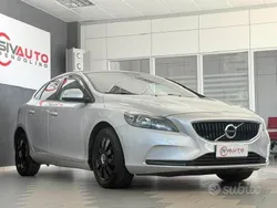 Argento Usata 2016 Volvo V40 Business Edition Station wagon | 5999 € (Buon prezzo)