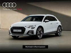 Bianco Nuova 2025 Audi A3 Comfort Tre volumi | 48.640 € (Molto cara)
