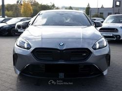 Grattacielo grigio Usata 2024 BMW M135 M Sport Due volumi | 48.900 € (Buon prezzo)