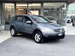Grigio Usata 2007 Nissan Qashqai SUV | 5700 € (Buon prezzo)